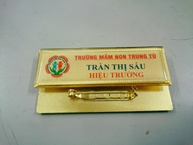 the-ten-nhan-vien-04